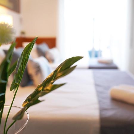 Hostal Can Gil Pineda de Mar Zewnętrze zdjęcie